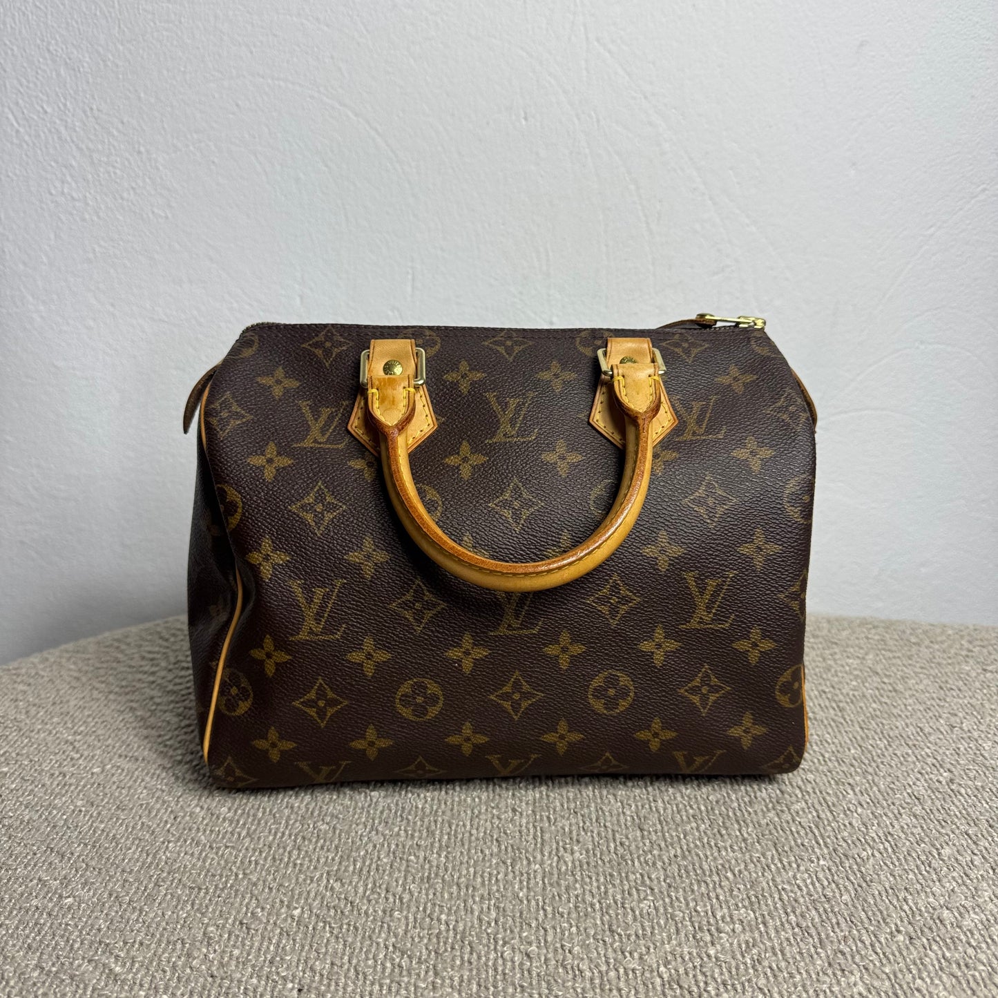 Louis Vuitton Speedy 25 Monogram