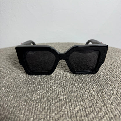 Off-White „Virgil“ Sunglasses (Black/Red)