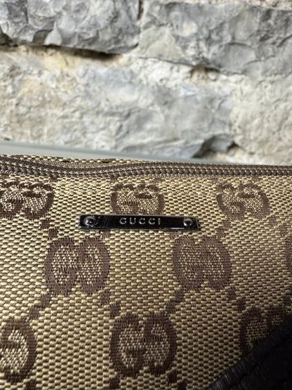 Gucci Boat Pochette GG Canvas 07198