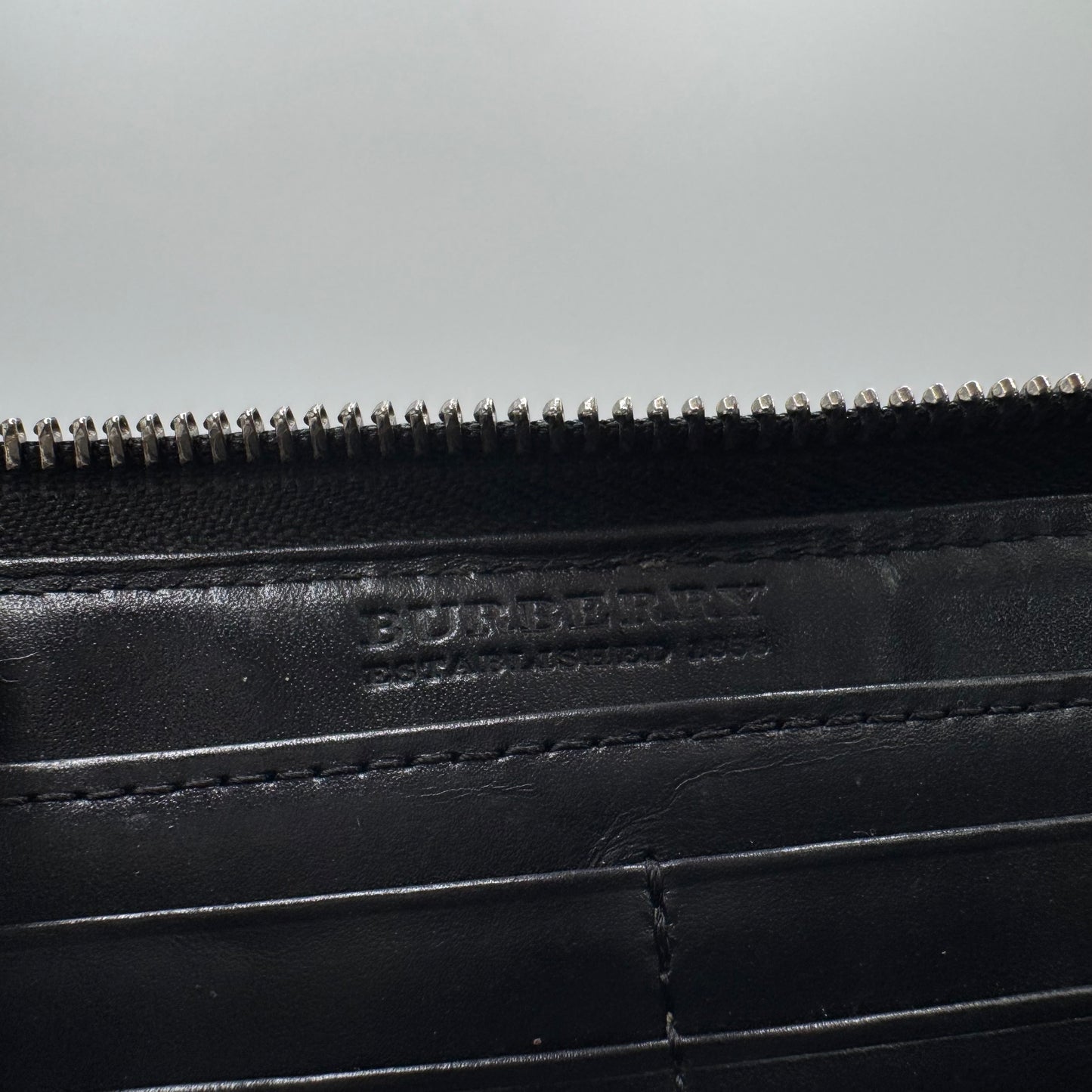 Burberry Zip-Around Wallet Haymarket / House Check Canvas