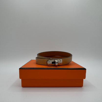 Hermès Mini Kelly Double Tour Bracelet – Goldfarben / Silber