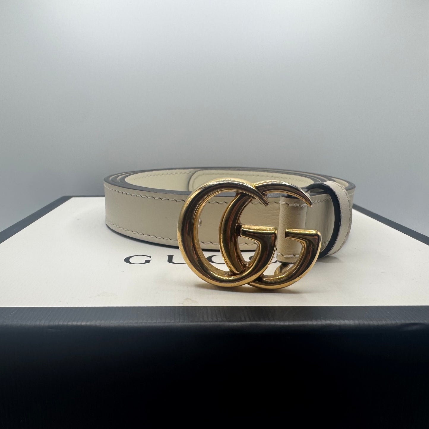 Gucci GG Marmont Gürtel Weiß
