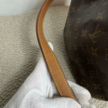 Louis Vuitton Sac Noé Petit Monogram