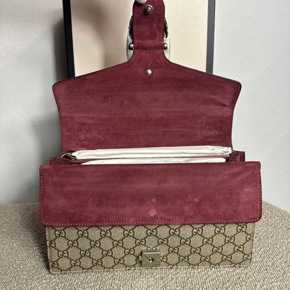 Gucci GG Supreme Medium Dionysus Blooms Bag