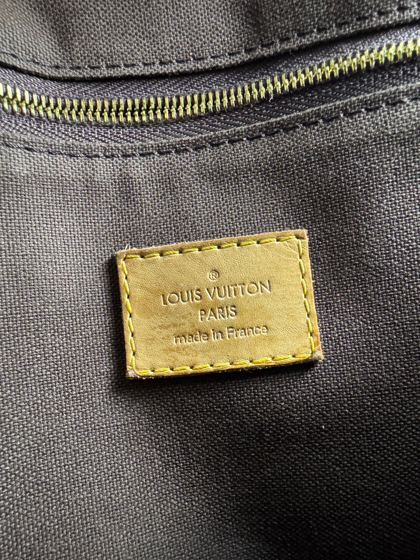 Louis Vuitton Menilmontant MM – Monogram Canvas