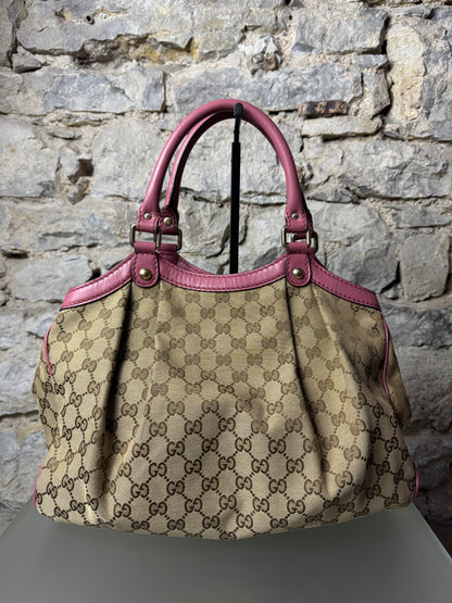 GUCCI Sukey Medium GG Canvas – Beige & Rosa