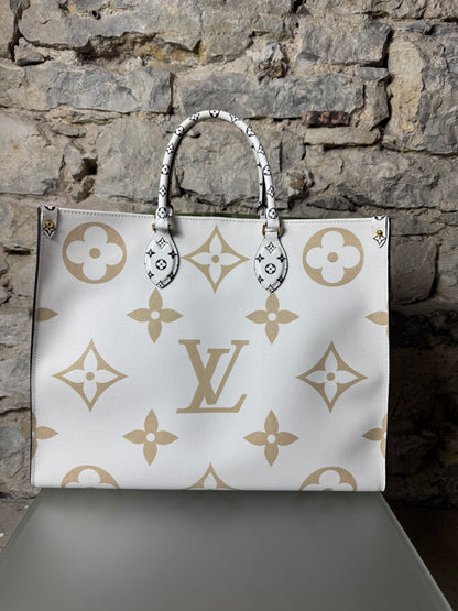 Louis Vuitton Onthego GM – Giant Monogram Limited Edition