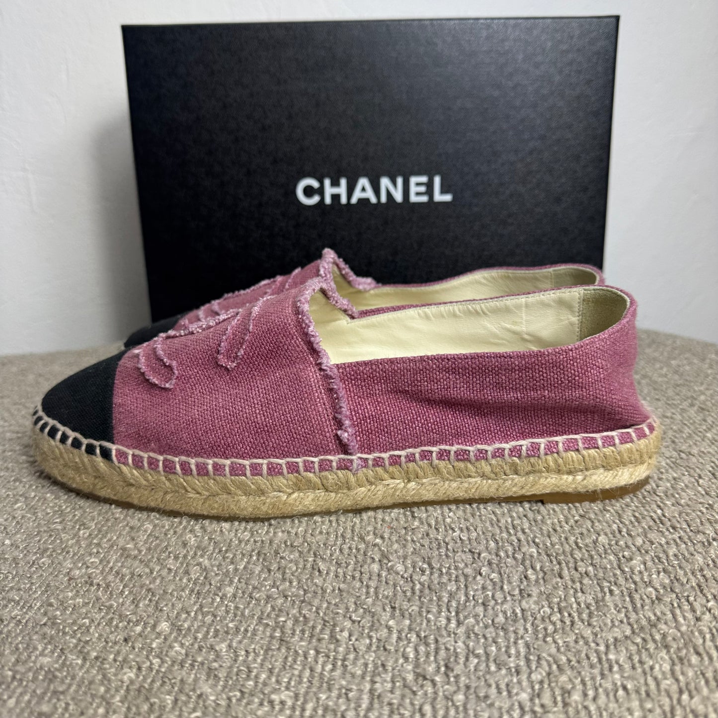 Chanel Espadrilles Canvas/Stoff in Pink mit schwarzer Zehenkappe Gr. 40
