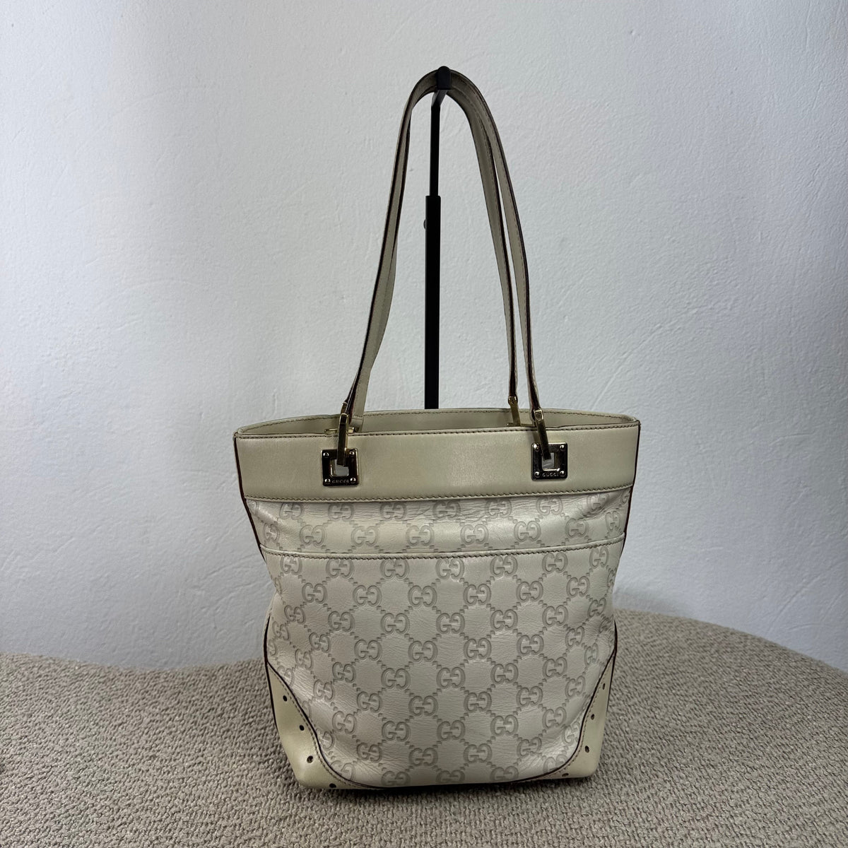 Gucci Mini Guccissima Punch Tote Bag – Weiß