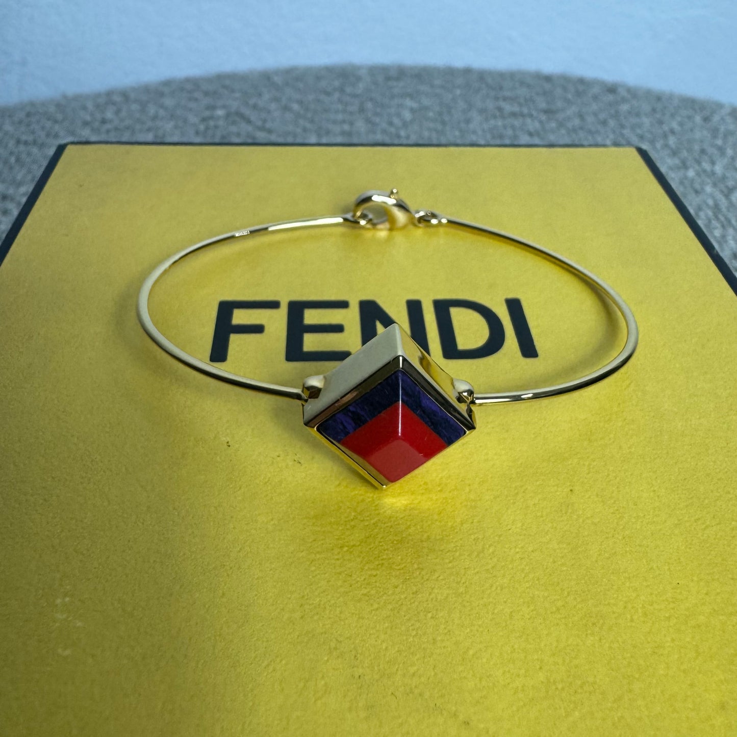 Fendi „Color Block“ Armreif Größe M