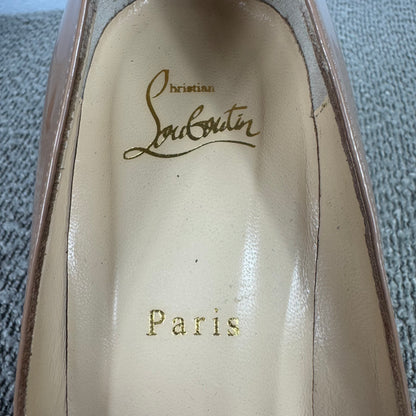 Christian Louboutin Shelley Pumps Nude Lackleder – Größe 39