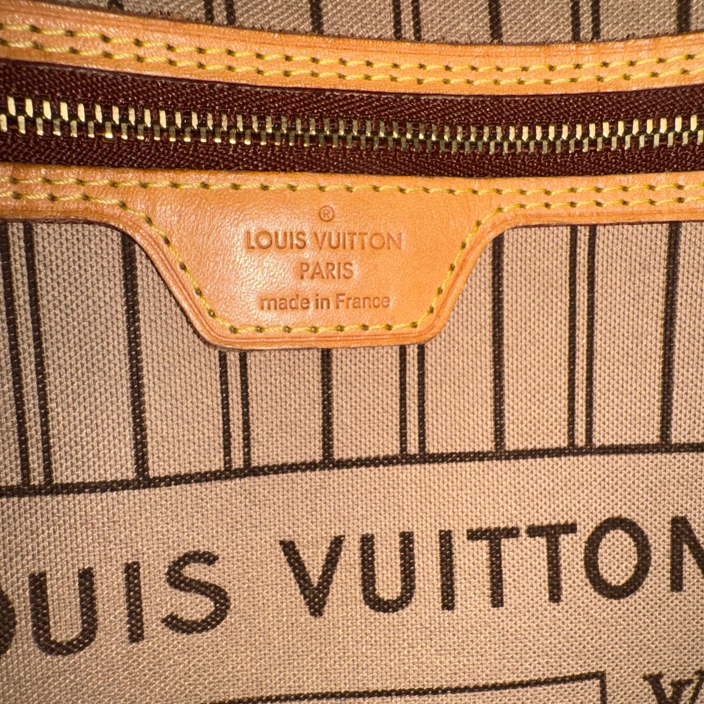Louis Vuitton Neverfull MM Monogram mit Pochette