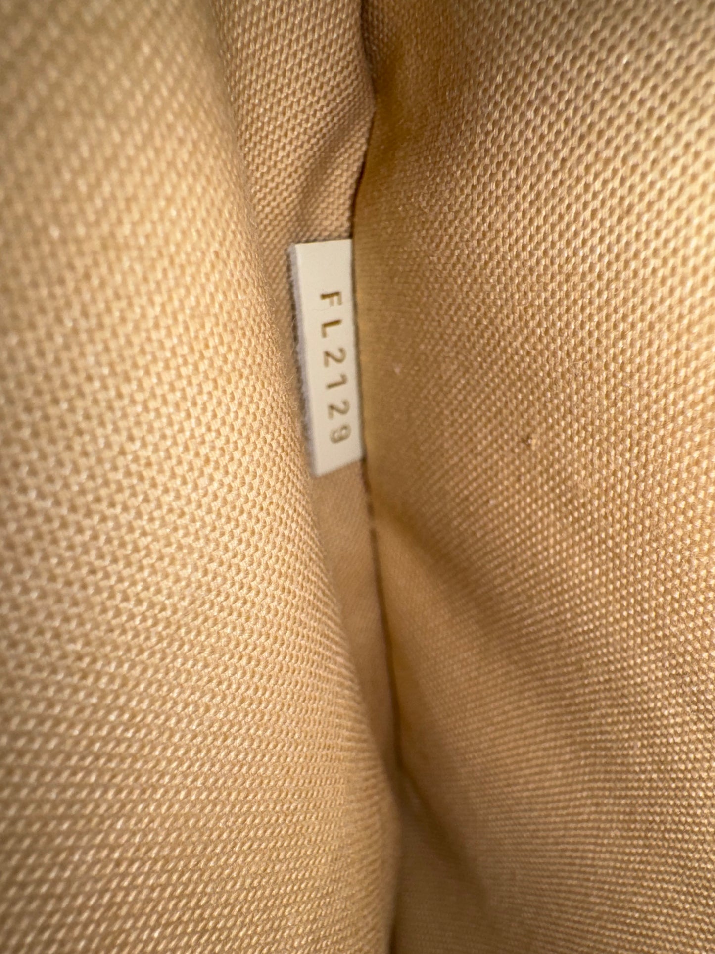 Louis Vuitton Onthego GM – Giant Monogram Limited Edition