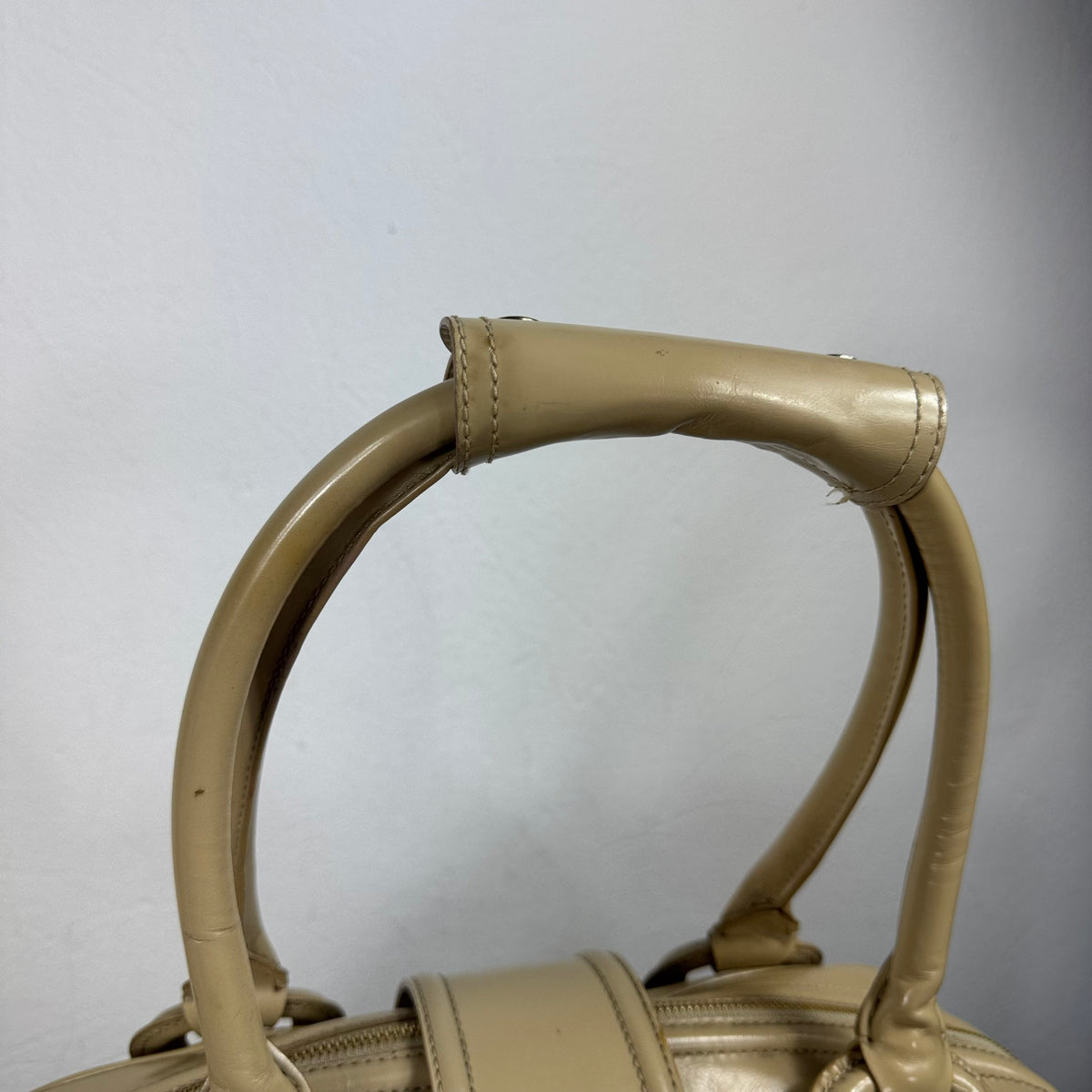 Burberry Quilted Satin & Leder Satchel Bag – Beige