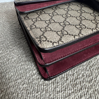 Gucci GG Supreme Medium Dionysus Blooms Bag