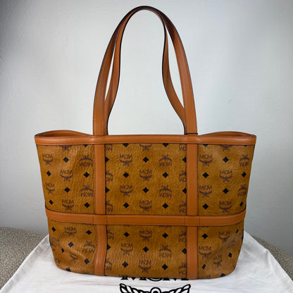 MCM Shopper – Visetos Cognac