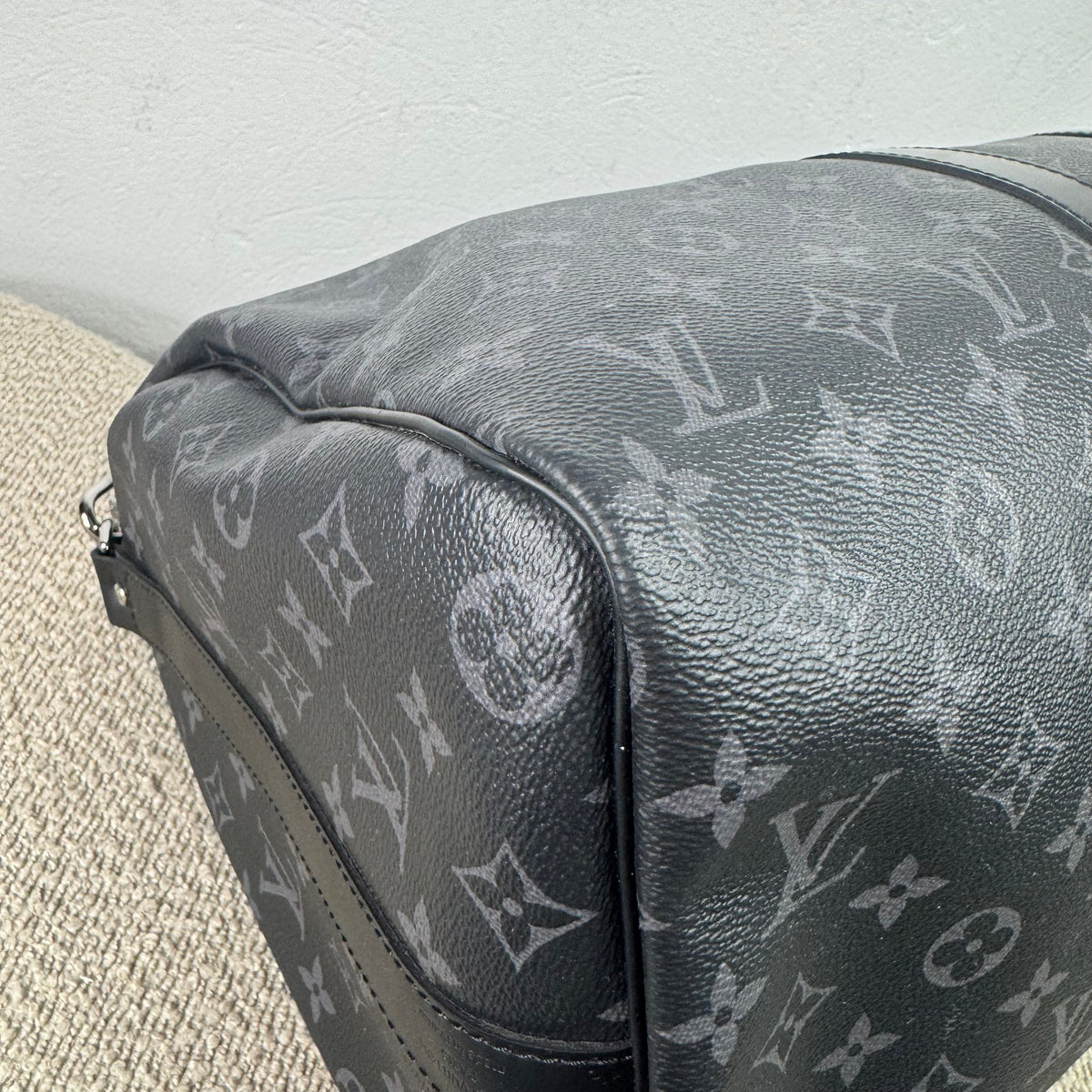 Louis Vuitton Keepall Bandoulière 45 – Monogram Eclipse