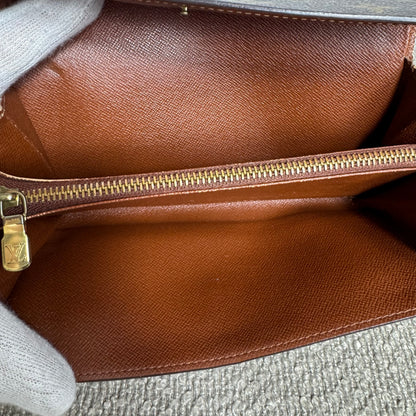 Louis Vuitton Sarah Geldbeutel – Monogram Canvas (TH0042)