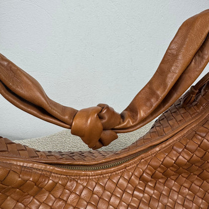 Bottega Veneta Intrecciato Nappa Hobo Bag – Braun
