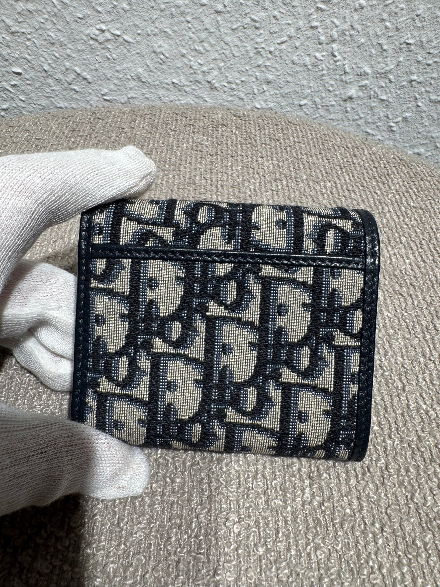 Dior 30 Montaigne Lotus Wallet – Blue Dior Oblique Jacquard