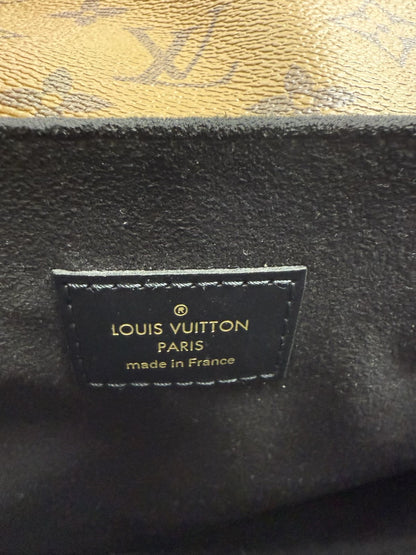Louis Vuitton Pochette Métis Monogram Reverse Canvas