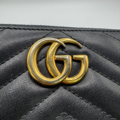 Gucci GG Marmont Geldbörse – Matelassé Leder Schwarz