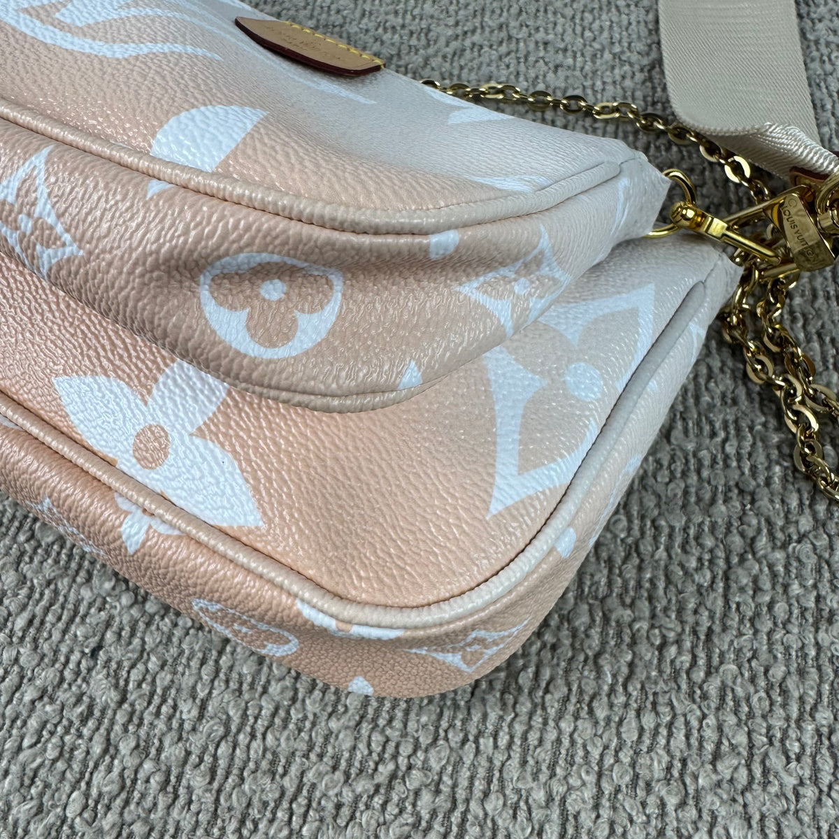 Louis Vuitton Multi Pochette Accessoires – By The Pool Special Edition