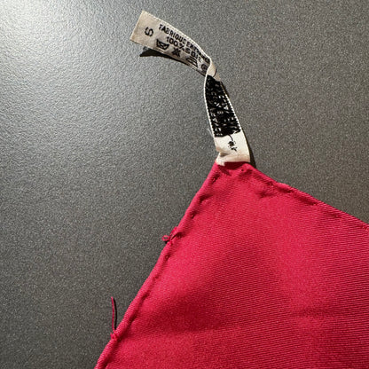 Hermès Silk Scarf "Mémoire d'Hermès" – Vintage Carré 90 – Red/White/Gold
