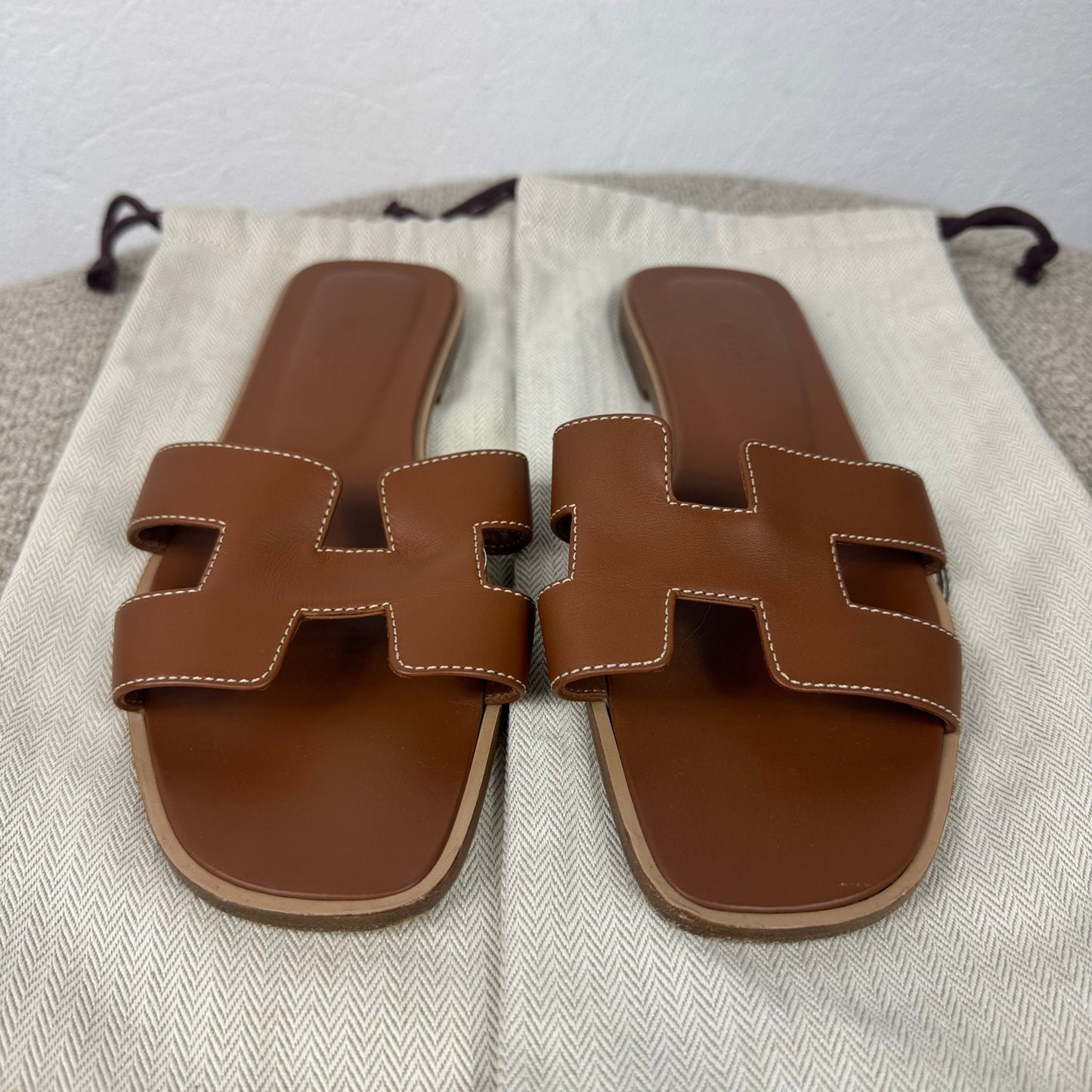 Hermès Oran Sandalen – Braun – Gr. 38,5