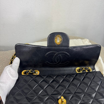 Chanel Single Flap Jumbo – Schwarz mit 24K vergoldeter Hardware