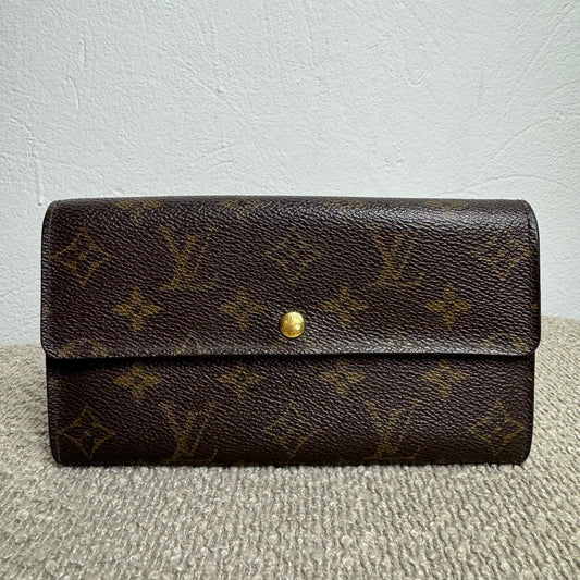 Louis Vuitton Sarah Wallet – Monogram Canvas (MI0962)