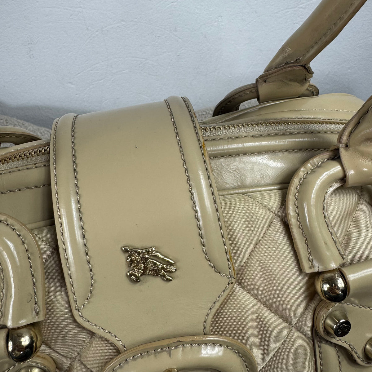 Burberry Quilted Satin & Leder Satchel Bag – Beige