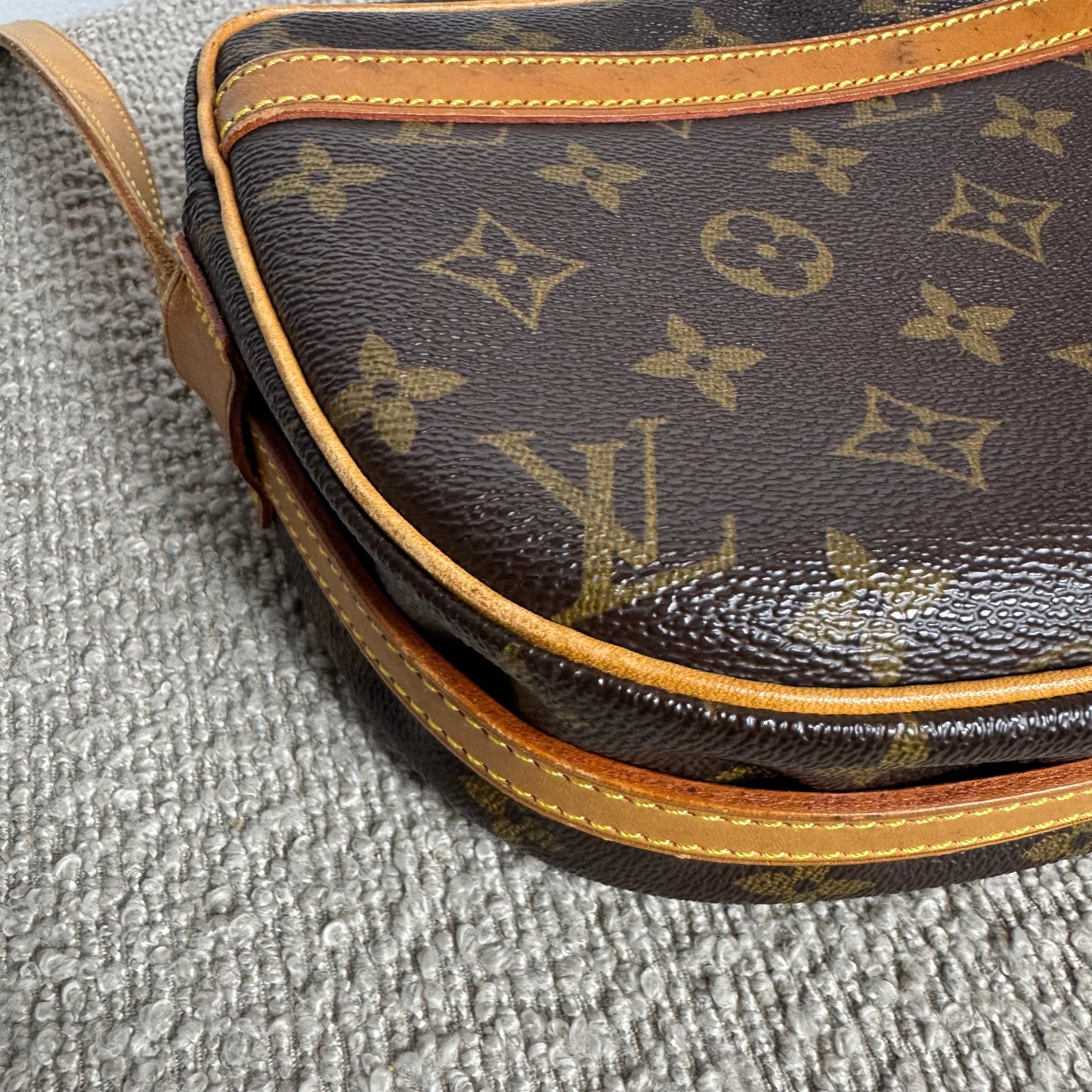 Louis Vuitton Jeune Fille MM Monogram