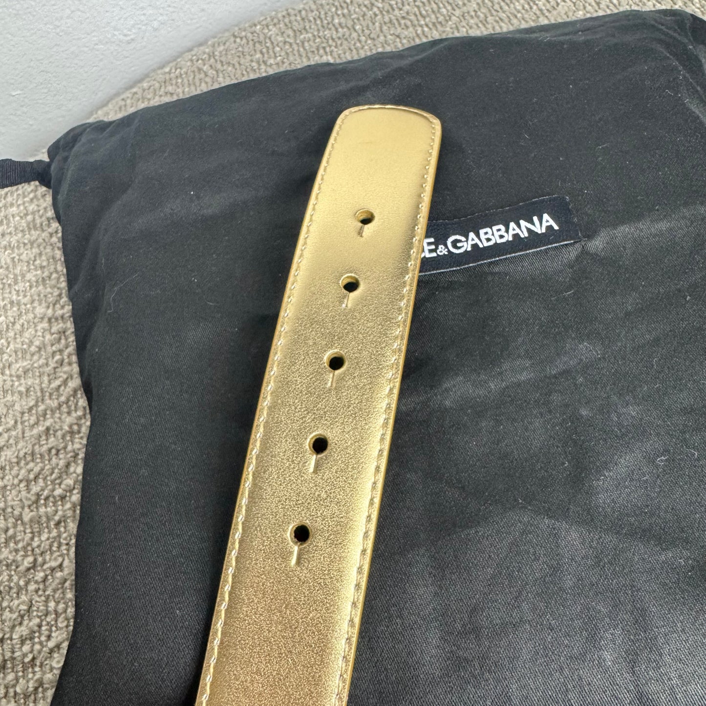 Dolce & Gabbana Devotion Gürtel – Gold mit Herz-Schnalle (Gr. 100 cm)