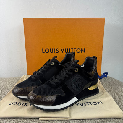 Louis Vuitton Run Away Sneaker – Größe 38,5