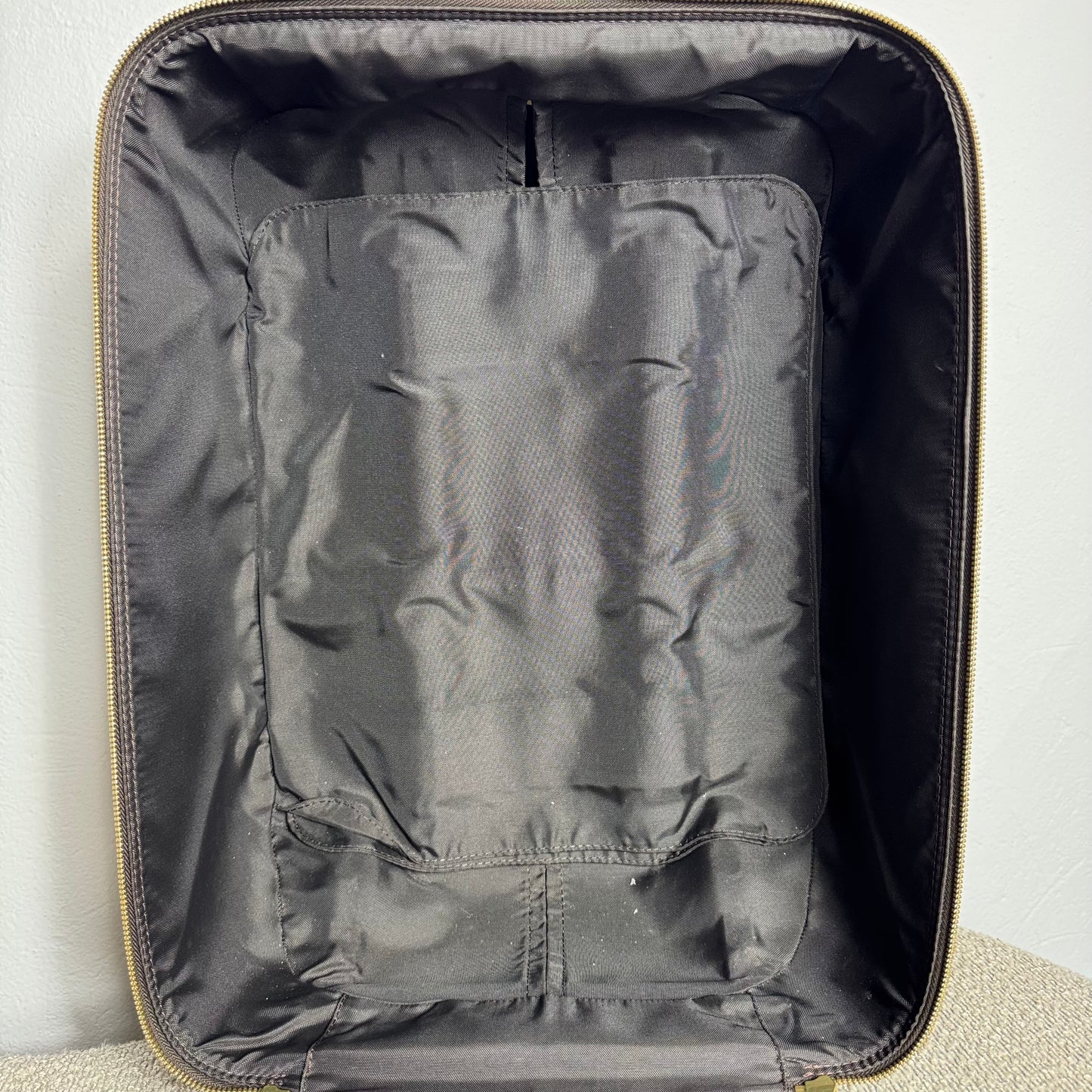 Louis Vuitton Pégase 45 Monogram Rollkoffer