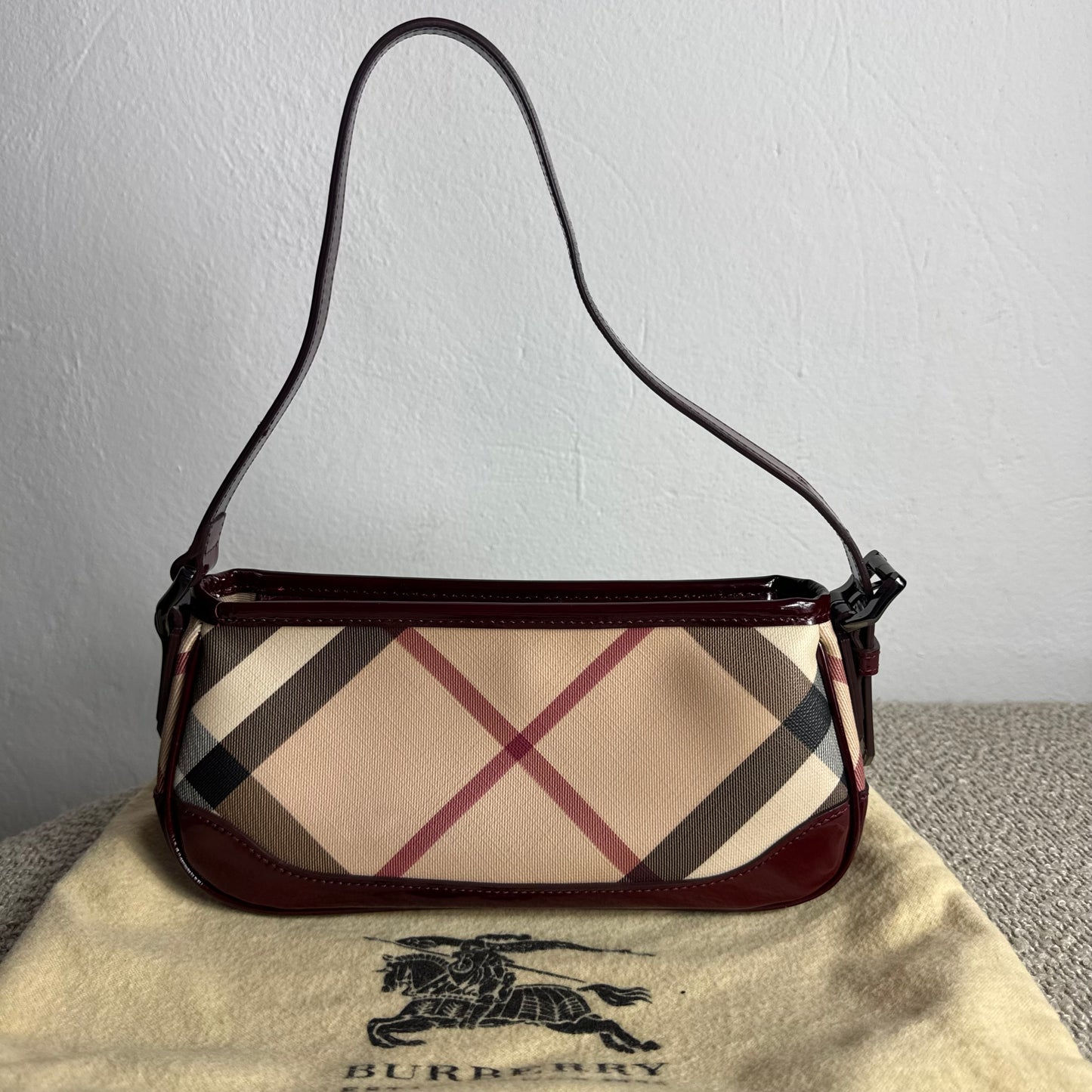 Burberry Nova Check Canvas Burgundy Leder Schultertasche