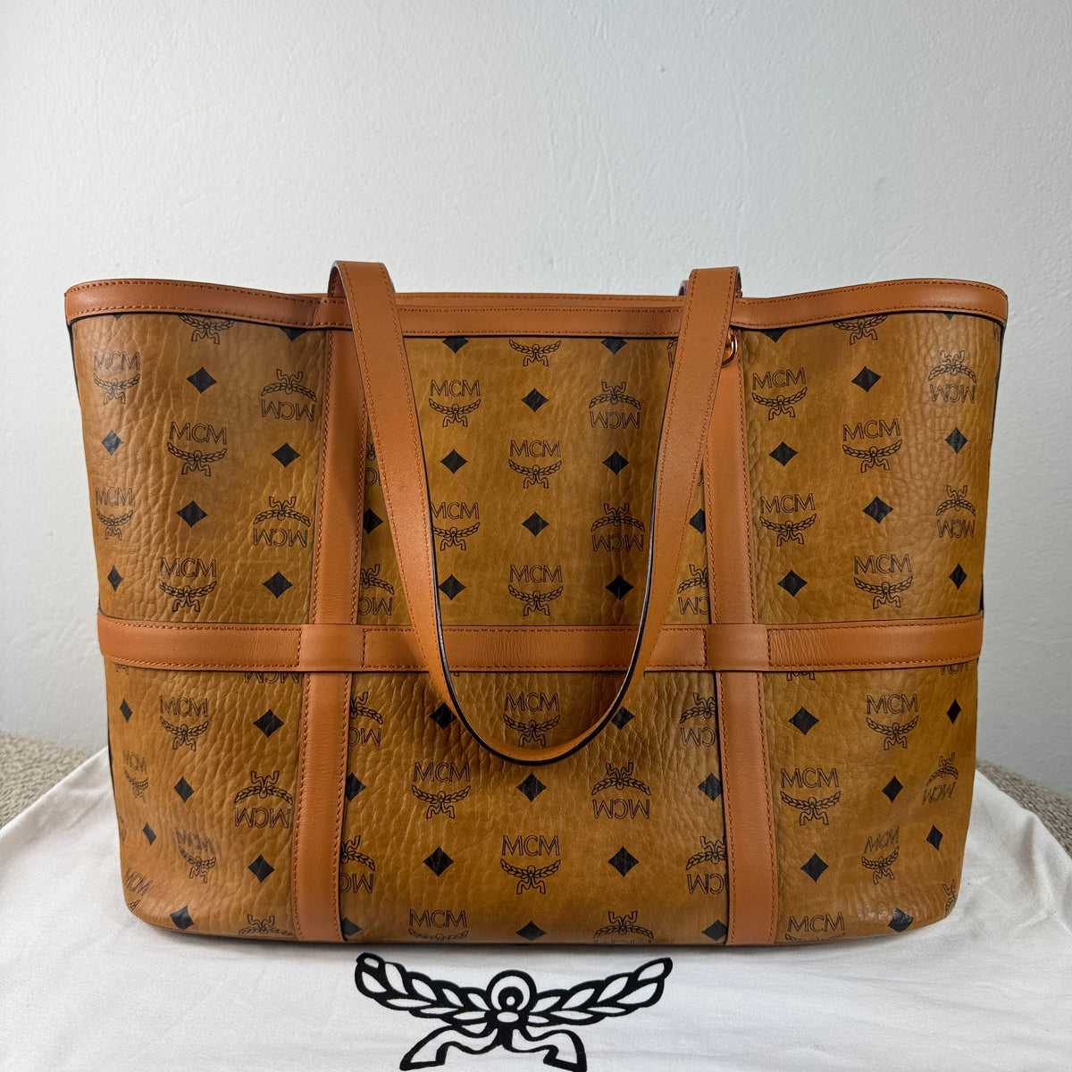 MCM Shopper – Visetos Cognac