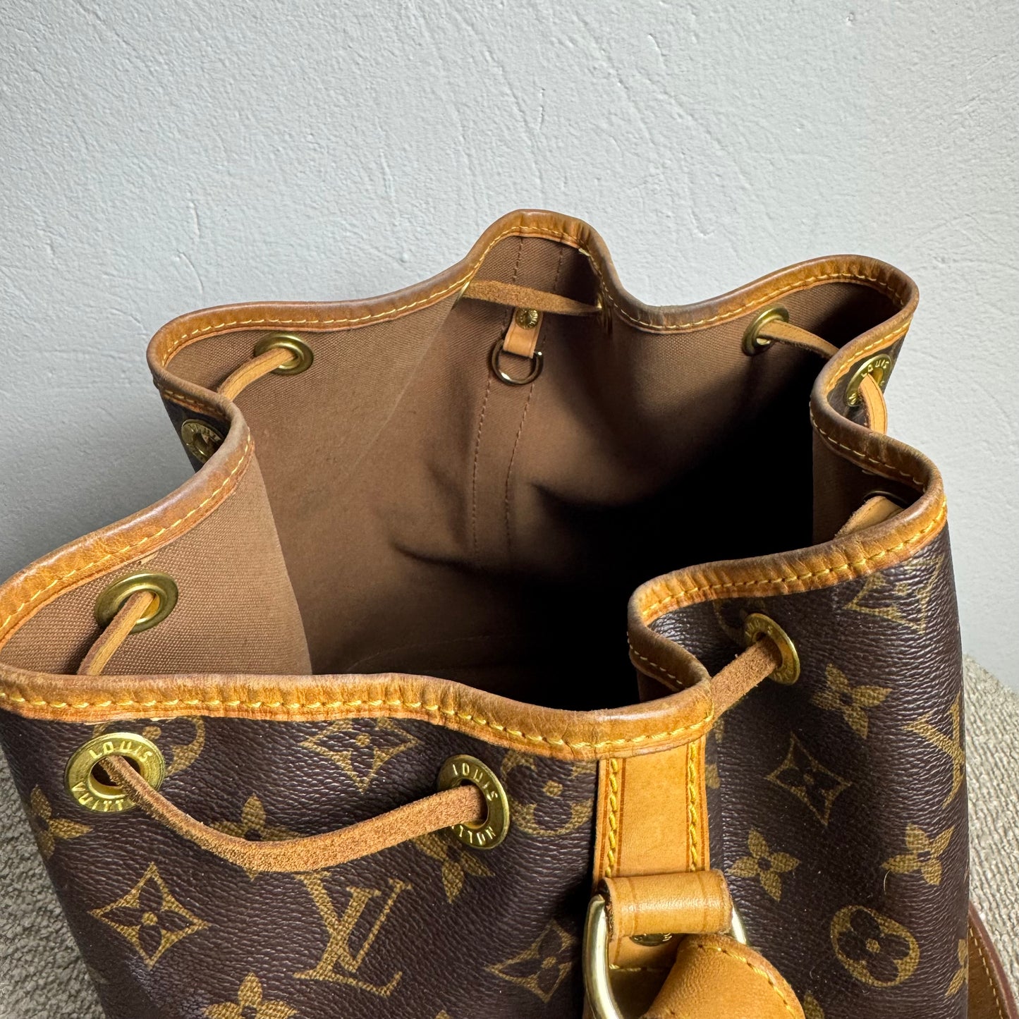 Louis Vuitton Sac Noé Petit Monogram