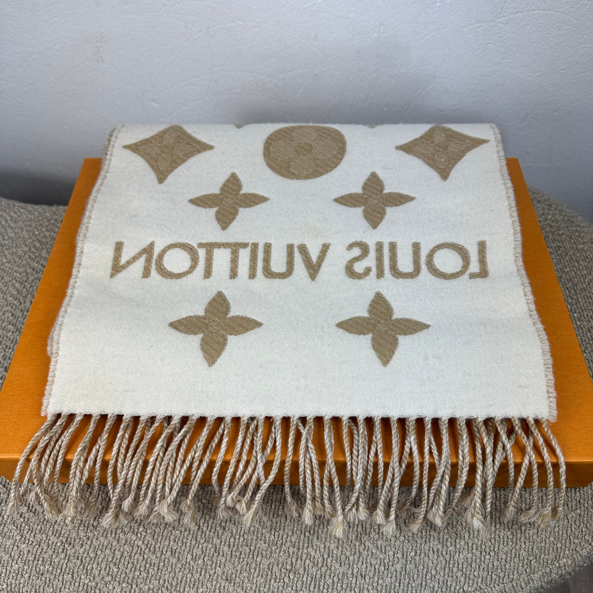Louis Vuitton Reykjavik Schal – Monogram