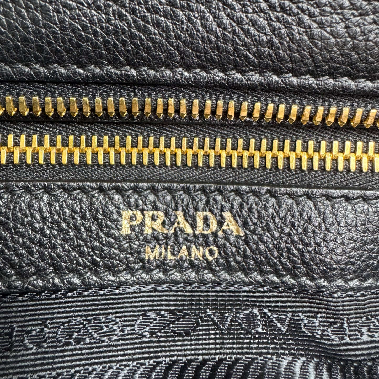 Prada Vitello Phenix Leder Shopper – Schwarz