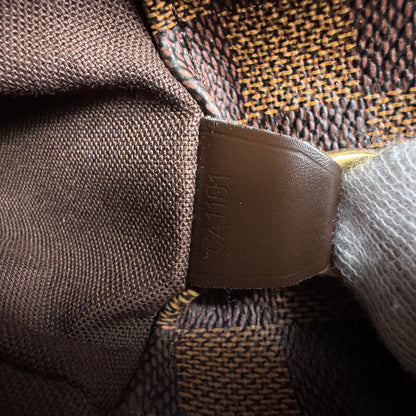 Louis Vuitton Bastille Messenger Bag Damier Ebene