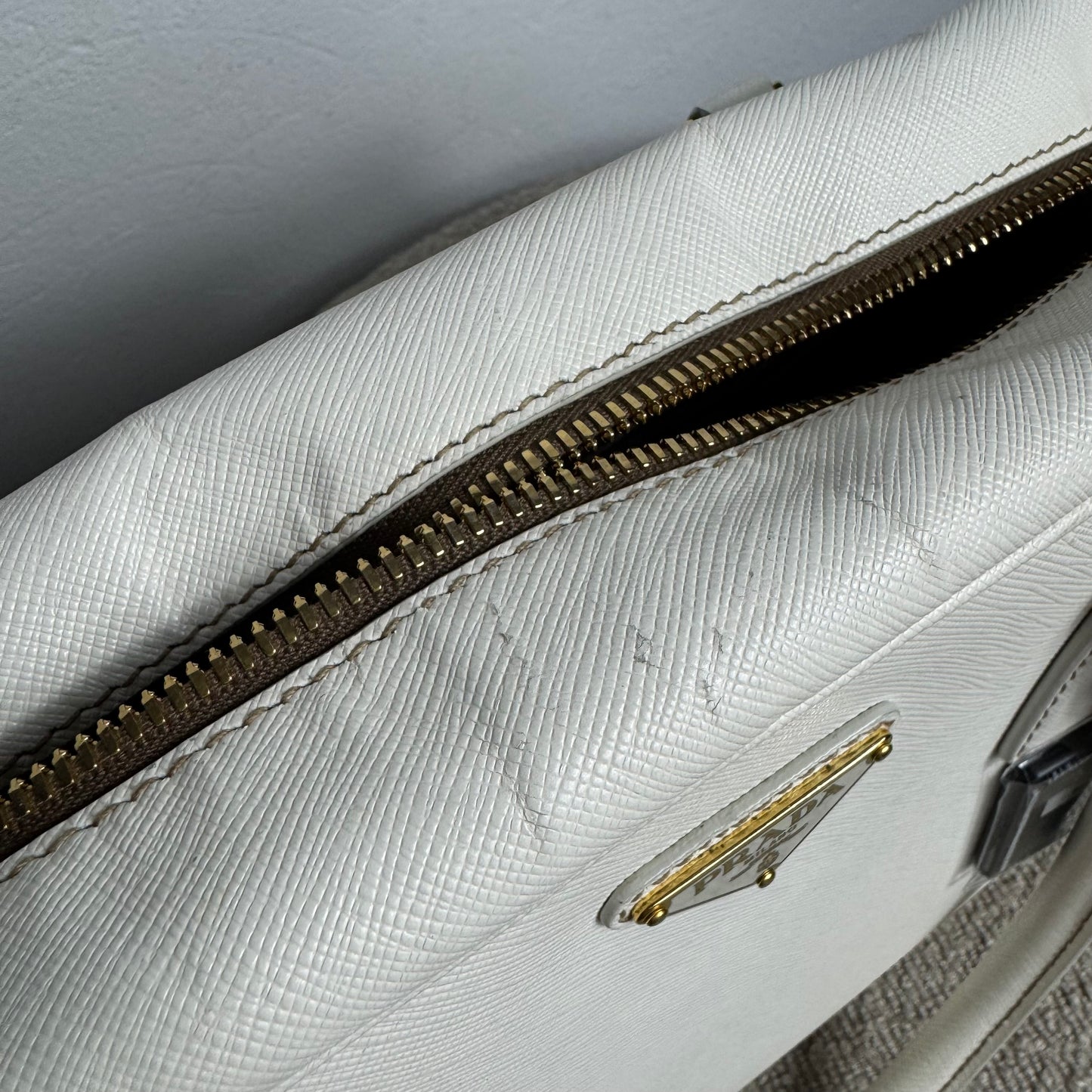 Prada Saffiano Lux Tote Bag weiß