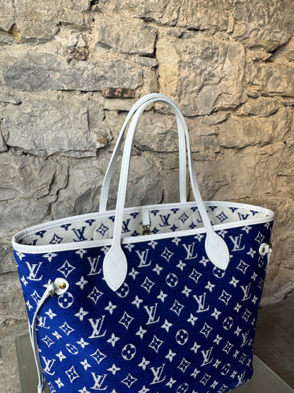 Louis Vuitton Jacquard Velvet Monogram LV Match Neverfull MM Tote – Blau & Weiß