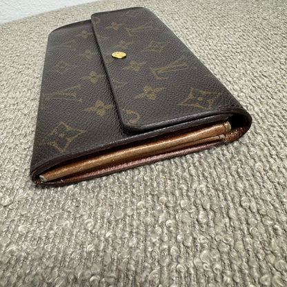 Louis Vuitton Sarah Wallet – Monogram Canvas (MI0962)