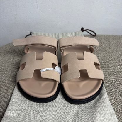 Hermès Chypre Sandalen Beige Nude Gr. 40