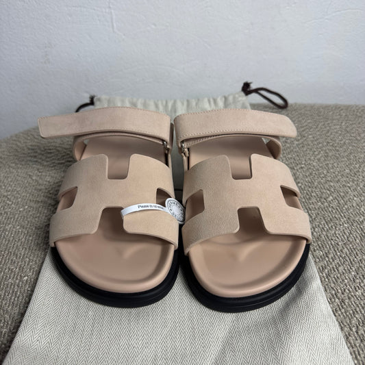 Hermès Chypre Sandalen Beige Nude Gr. 40