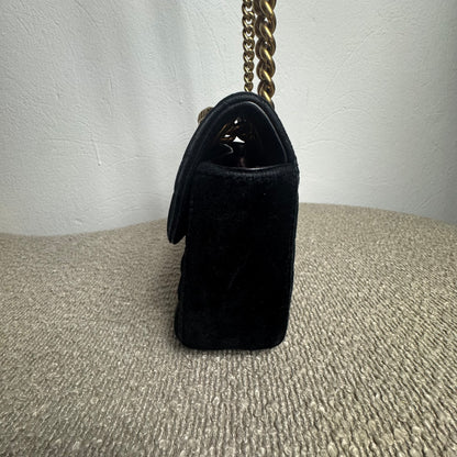 Gucci GG Marmont Samt Tasche