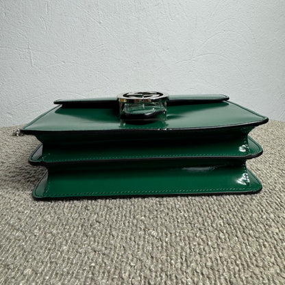 Gucci Green Small Patent Interlocking GG Crossbody Grün