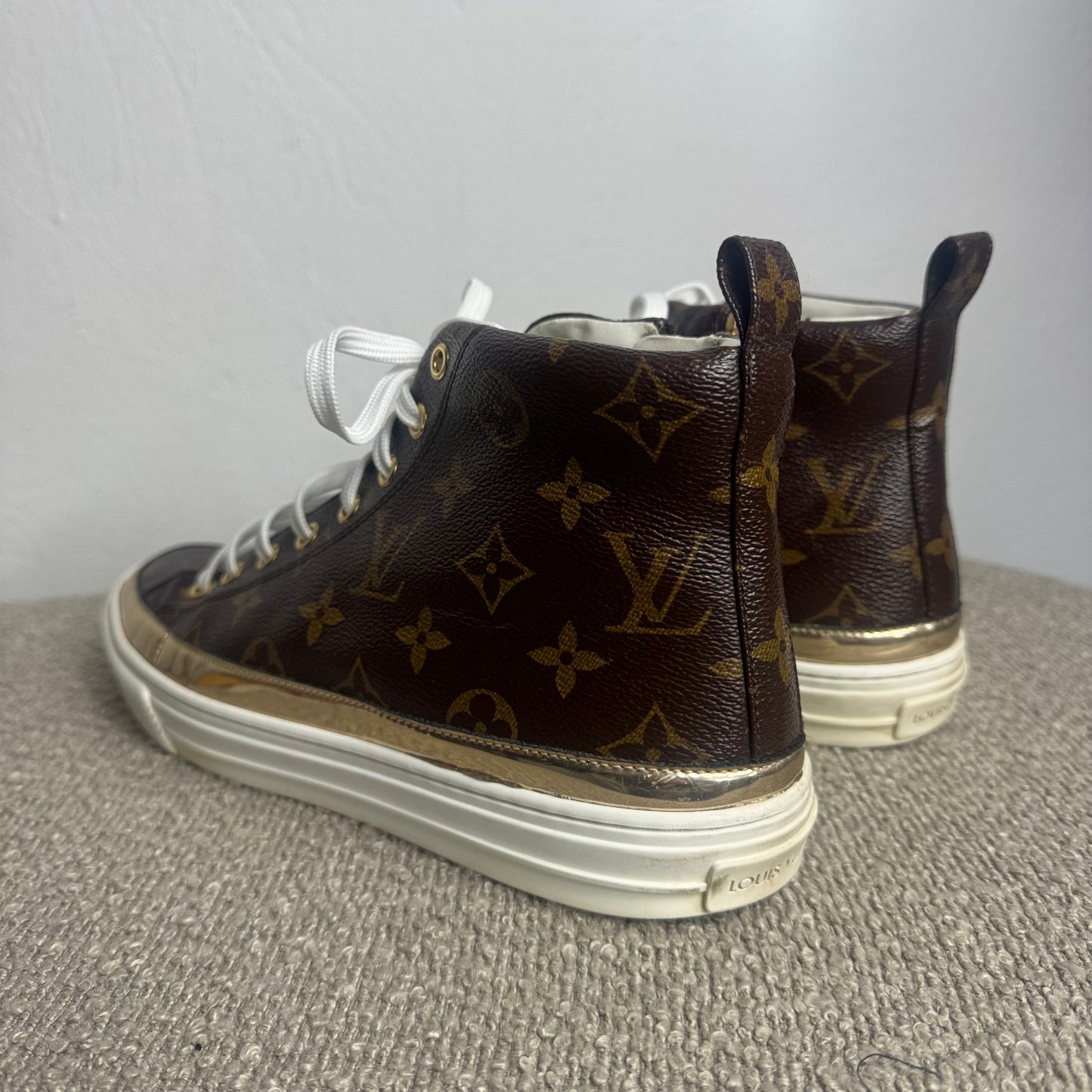 Louis Vuitton Stellar High-Top Sneaker Monogram Canvas – Gr. 39